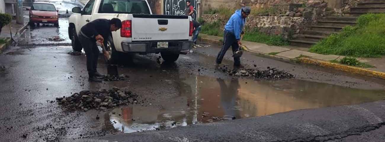 Reabren circulación en calle Puebla tras afectaciones por la lluvia